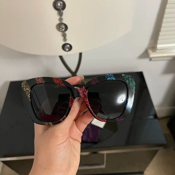 Gucci - Picture 7 of 8